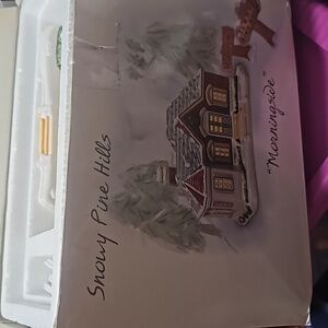 Christmas Lighted House Collectible NWT